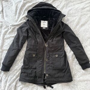 Hollister Co Heritage Collection 
Fur lined winter jacket